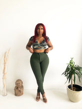 Load image into Gallery viewer, Everyday Denim Pants in Olive