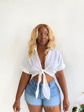 Load image into Gallery viewer, Play No Games Tie Front Top