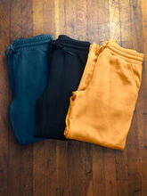 Load image into Gallery viewer, Dress It Up Jogger Sweatpants in Teal
